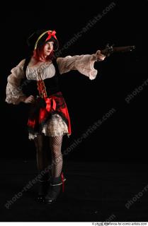 08 2018 01 DARINA PIRATE WITH OLD GUN